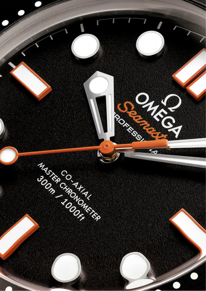 Seamaster Diver 300M 42mm aço com bracelete de borracha