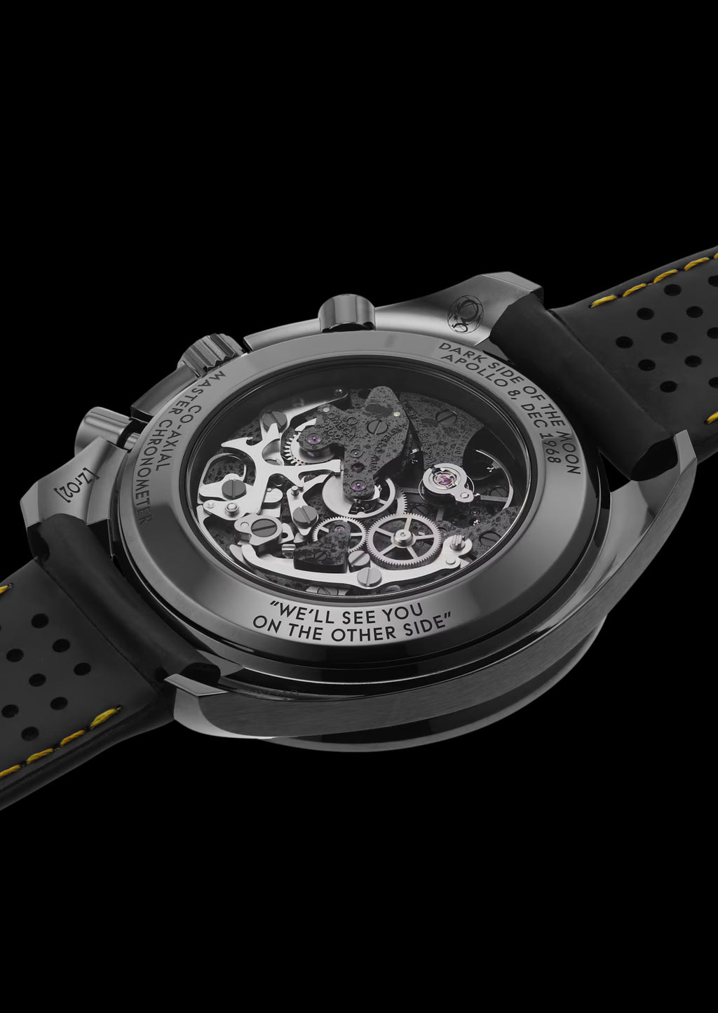 Speedmaster Dark Side Of The Moon, 44,25 mm, cerâmica preta em bracelete de borracha