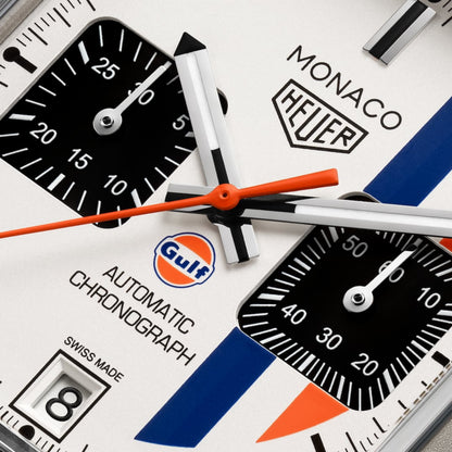 TAG Heuer Monaco Chronograph x Gulf 39mm aço com bracelete de tecido