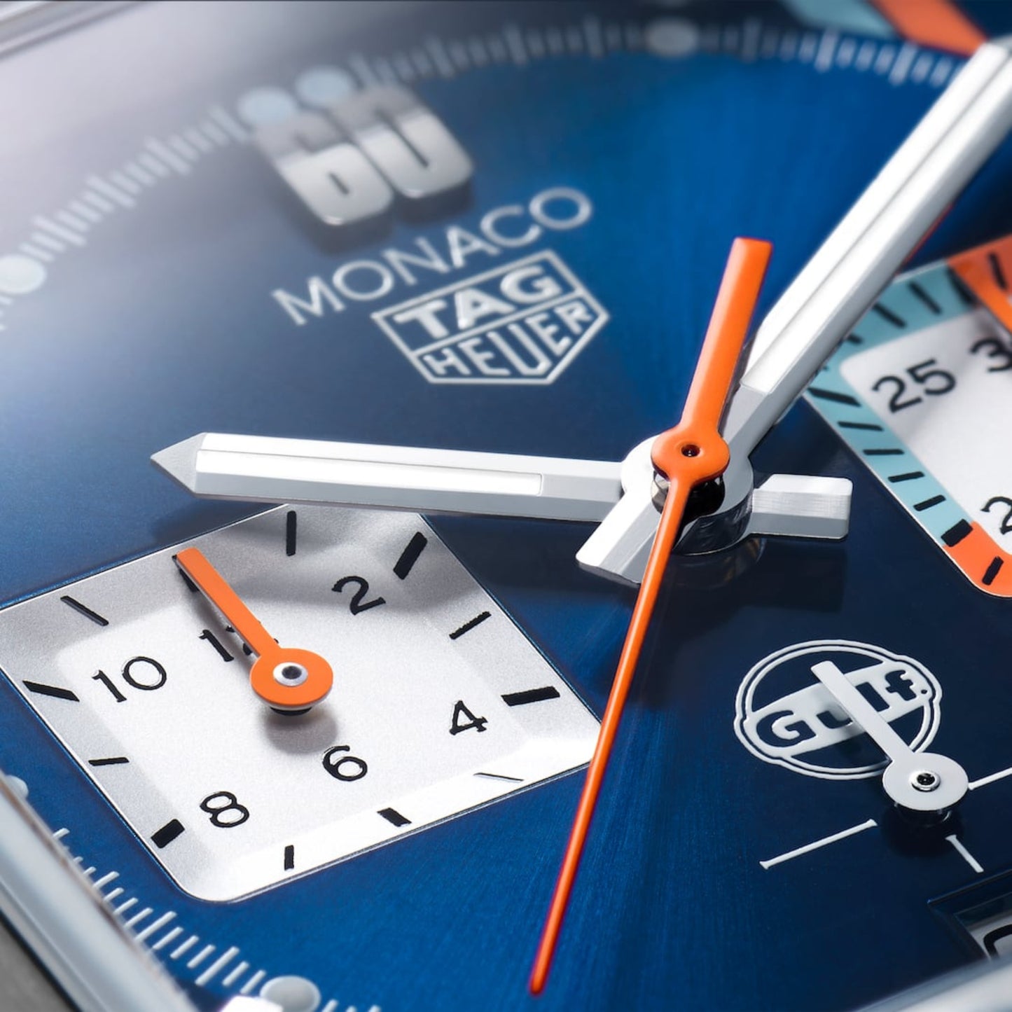 TAG Heuer Monaco Chronograph x Gulf 39mm aço com bracelete de couro