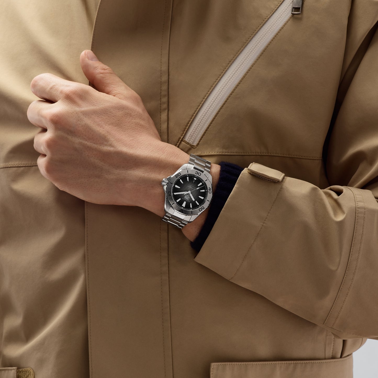 TAG Heuer Aquaracer Professional 200 Date 40mm aço com bracelete em aço