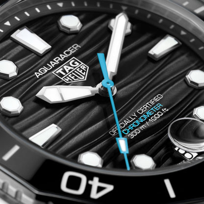 TAG Heuer Aquaracer Professional 300 Date 42mm aço com bracelete de borracha