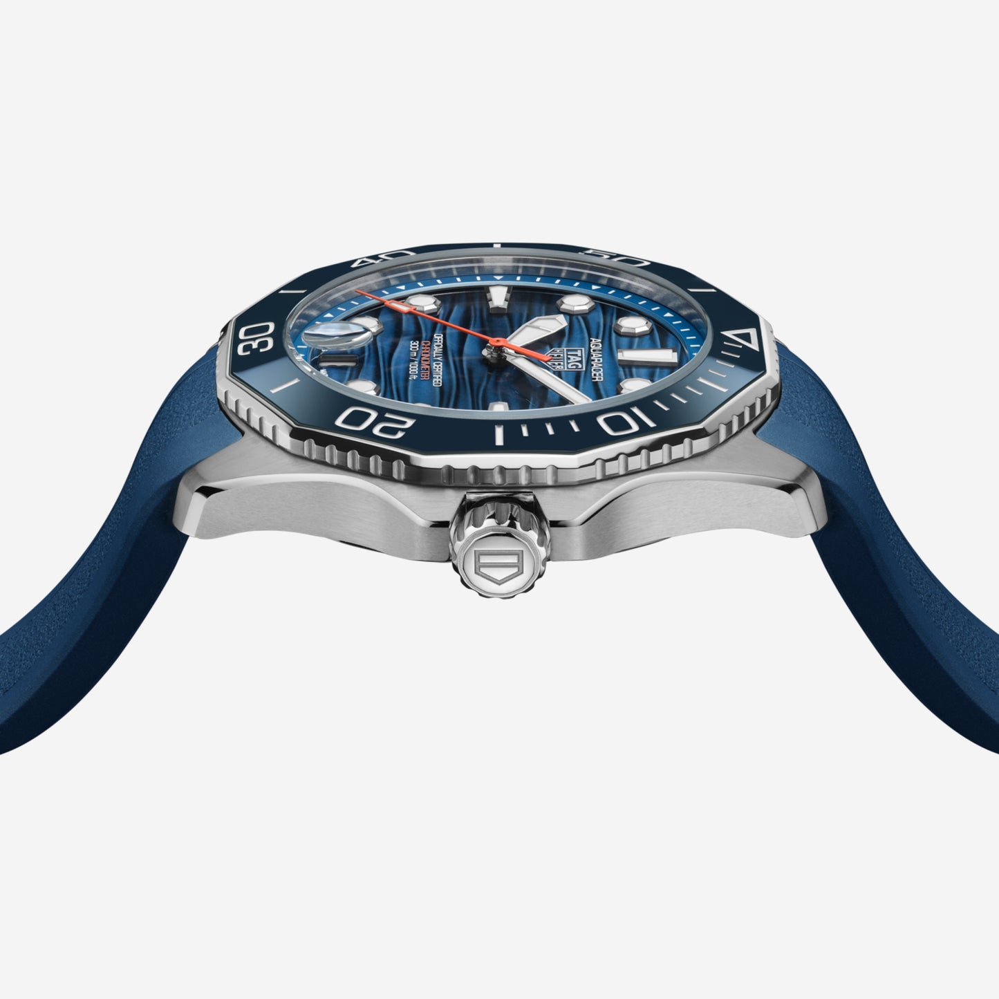 TAG Heuer Aquaracer Professional 300 Date 42mm aço com bracelete de borracha