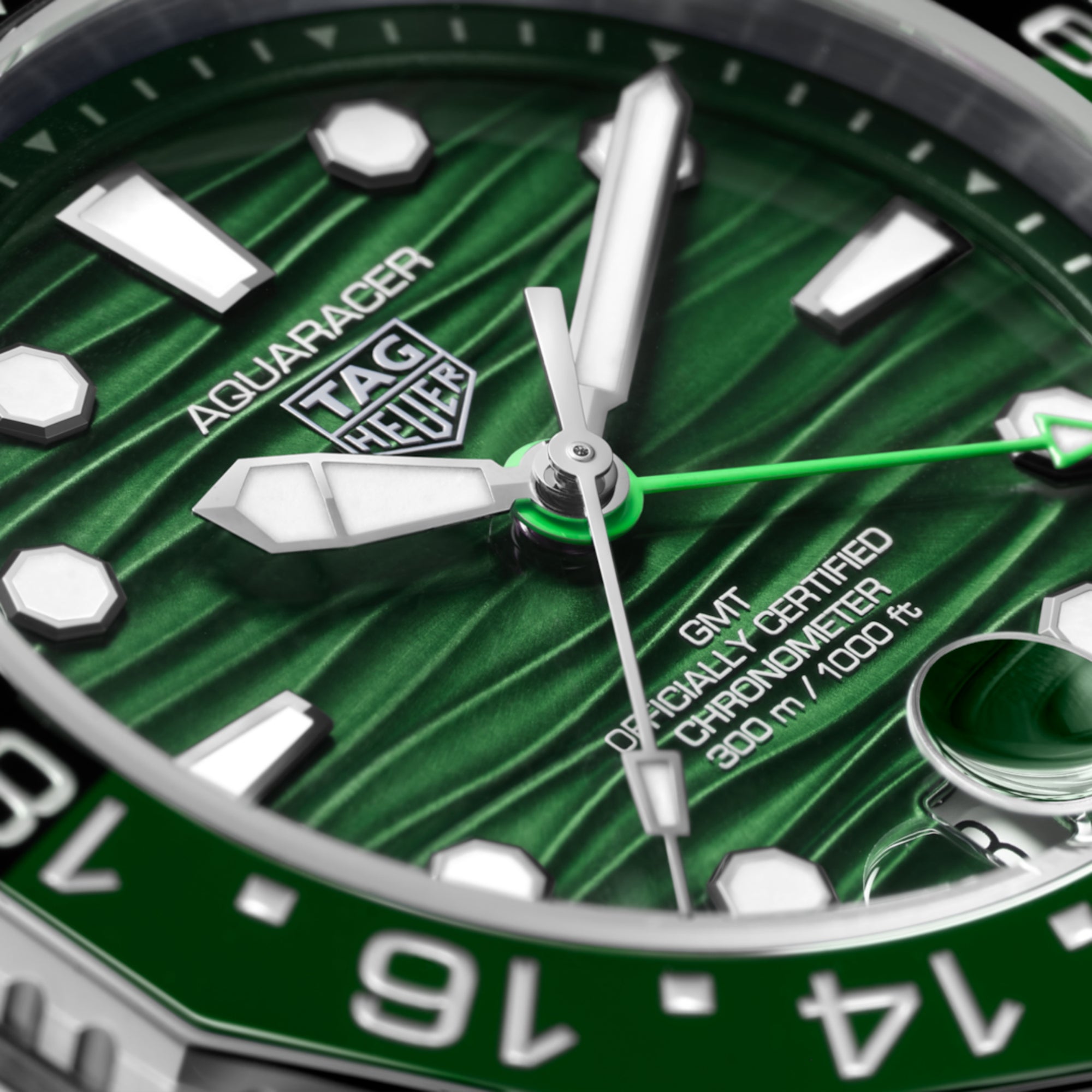 TAG Heuer Aquaracer Professional 300 GMT, 42 mm, aço em aço