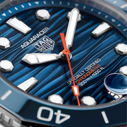 TAG Heuer Aquaracer Professional 300 Date 42mm aço com bracelete em aço